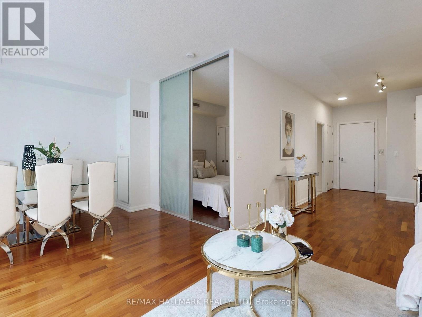 1115 - 111 Elizabeth Street, Toronto, Ontario  M5G 1P7 - Photo 18 - C12085355