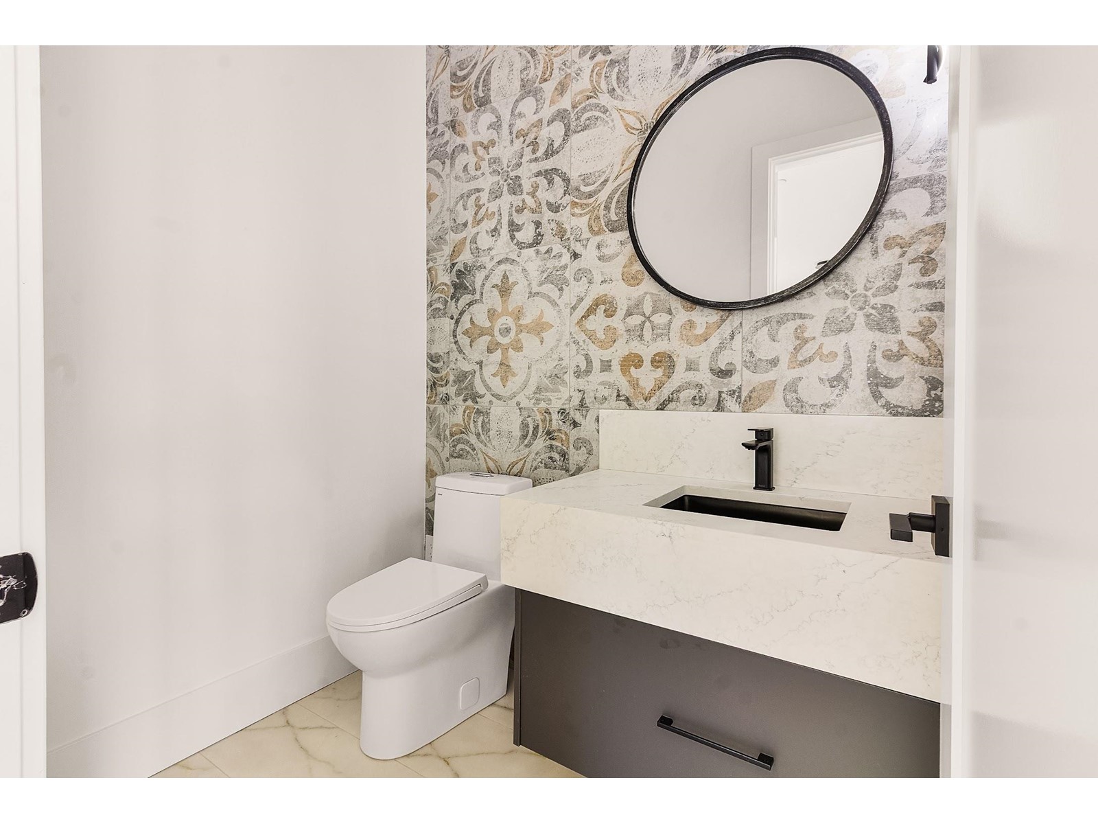 8187 Harvest Place, Eastern Hillsides, Chilliwack, British Columbia  V4Z 0E4 - Photo 6 - R2990884