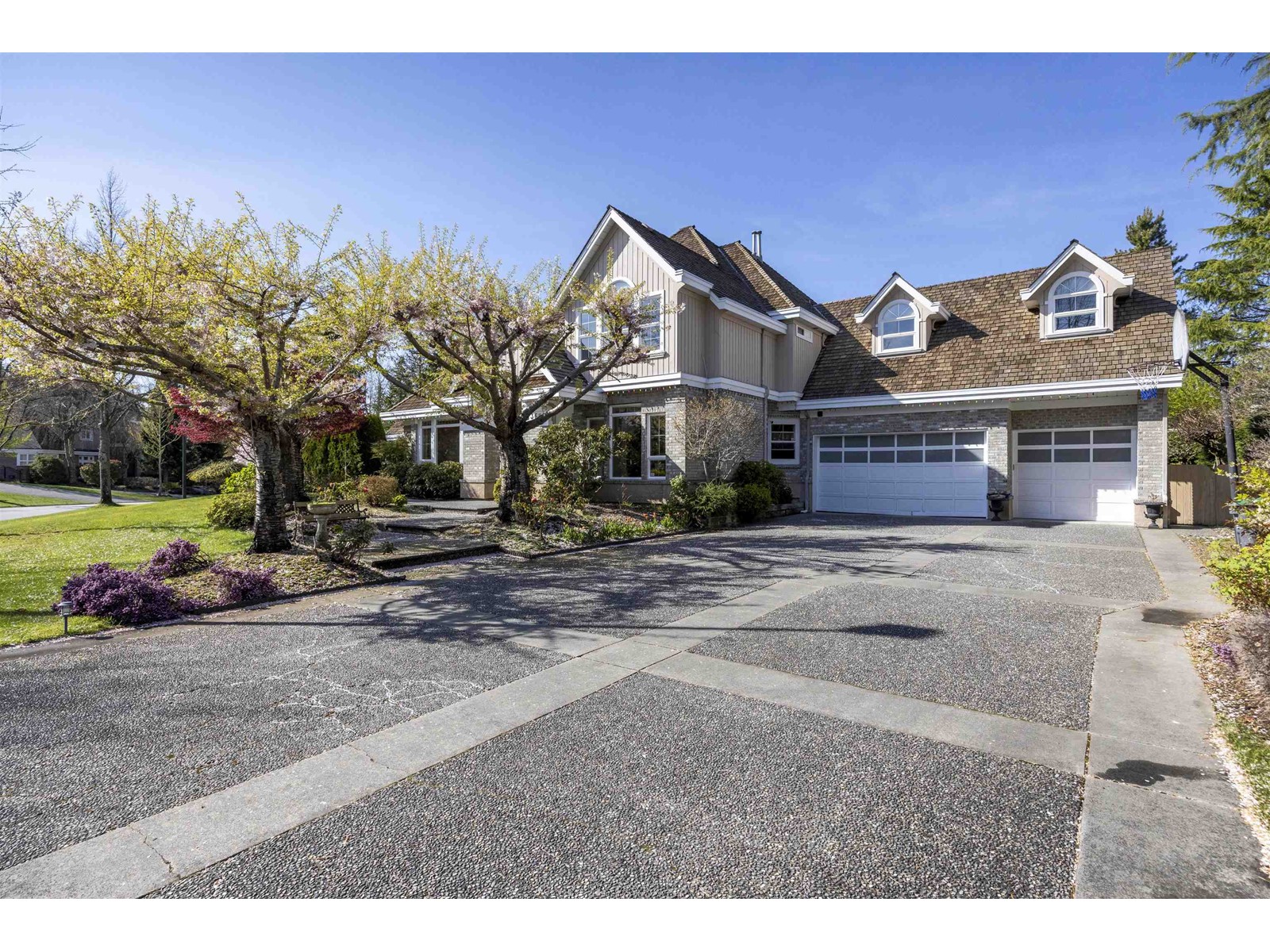 13681 21 AVENUE, surrey, British Columbia
