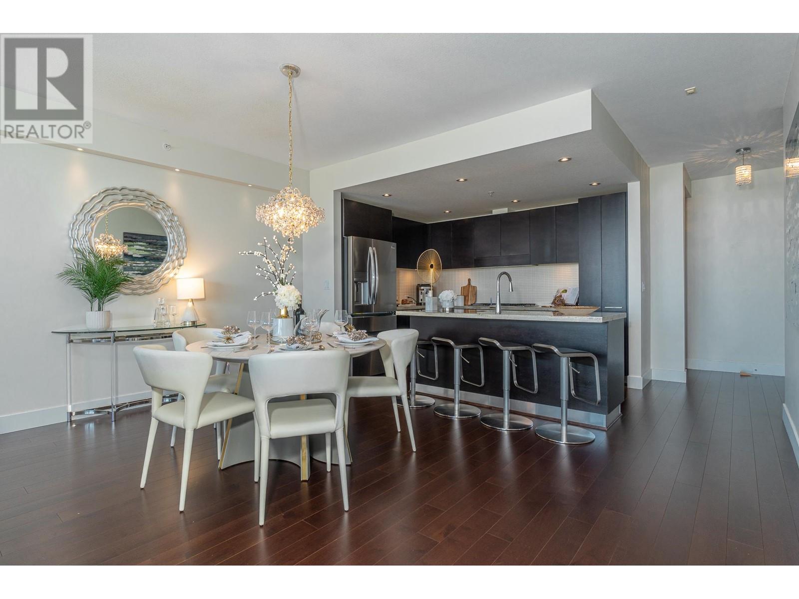 Listing Picture 13 of 33 : 503 6015 IONA DRIVE, Vancouver / 溫哥華 - 魯藝地產 Yvonne Lu Group - MLS Medallion Club Member