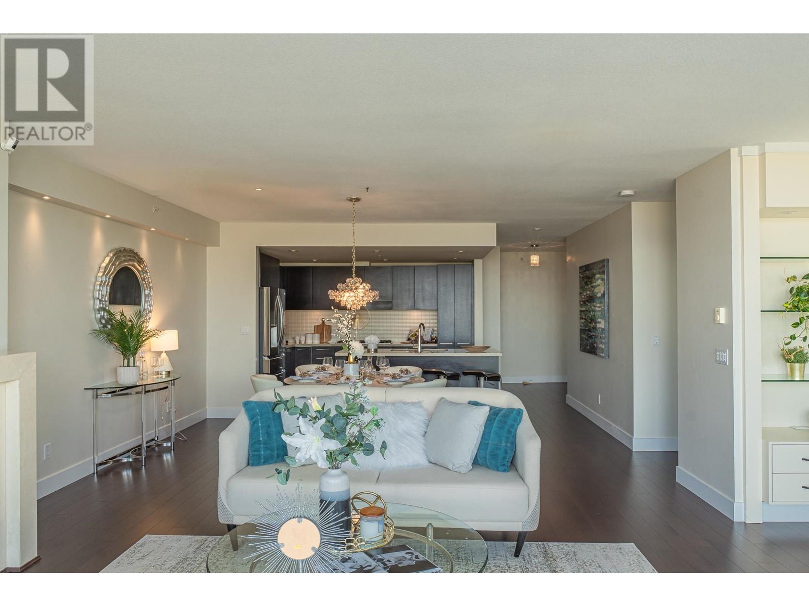 Listing Picture 8 of 33 : 503 6015 IONA DRIVE, Vancouver / 溫哥華 - 魯藝地產 Yvonne Lu Group - MLS Medallion Club Member