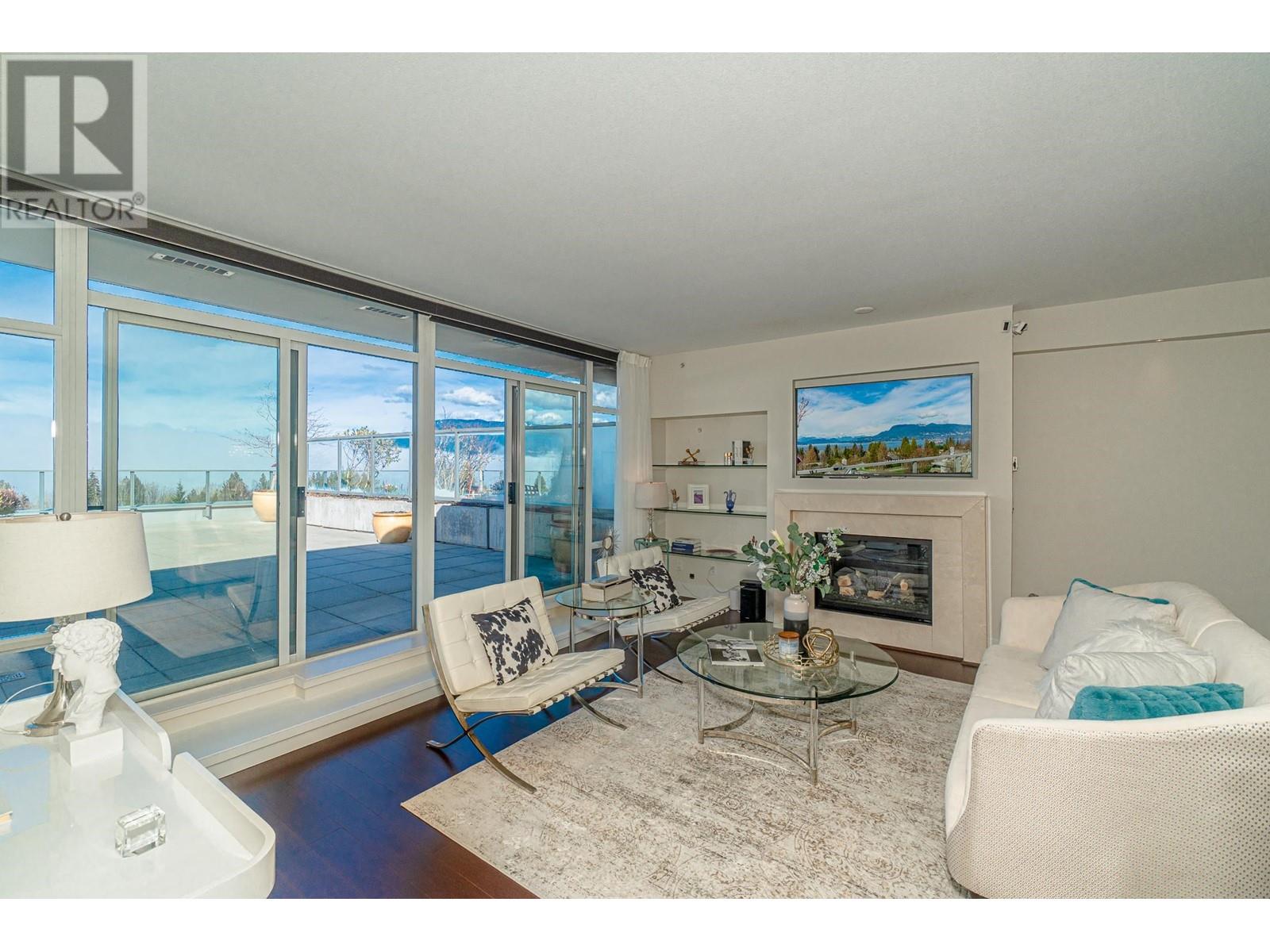 Listing Picture 5 of 33 : 503 6015 IONA DRIVE, Vancouver / 溫哥華 - 魯藝地產 Yvonne Lu Group - MLS Medallion Club Member