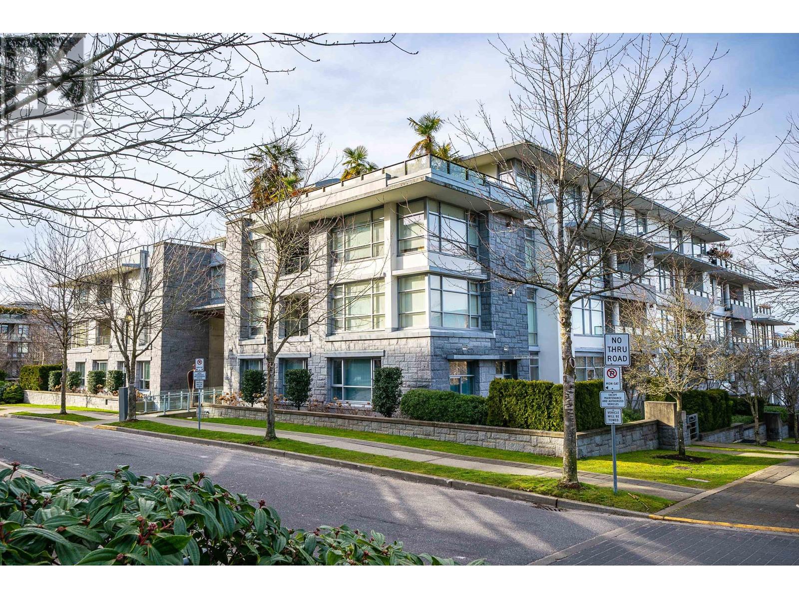 Listing Picture 32 of 33 : 503 6015 IONA DRIVE, Vancouver / 溫哥華 - 魯藝地產 Yvonne Lu Group - MLS Medallion Club Member