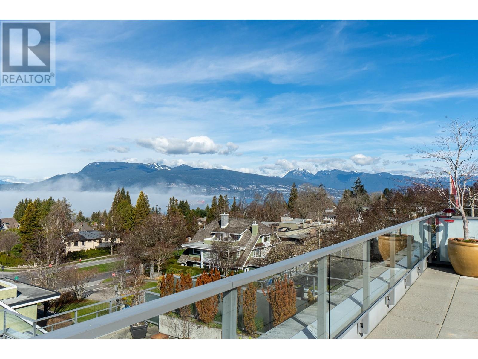 Listing Picture 4 of 33 : 503 6015 IONA DRIVE, Vancouver / 溫哥華 - 魯藝地產 Yvonne Lu Group - MLS Medallion Club Member