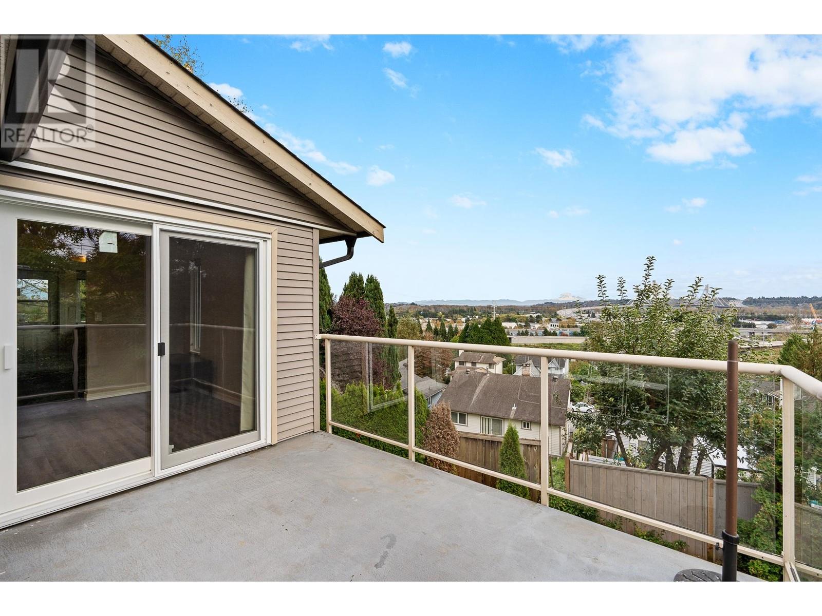 2217 Hillside Avenue, Coquitlam, British Columbia  V3K 1L3 - Photo 15 - R2990116
