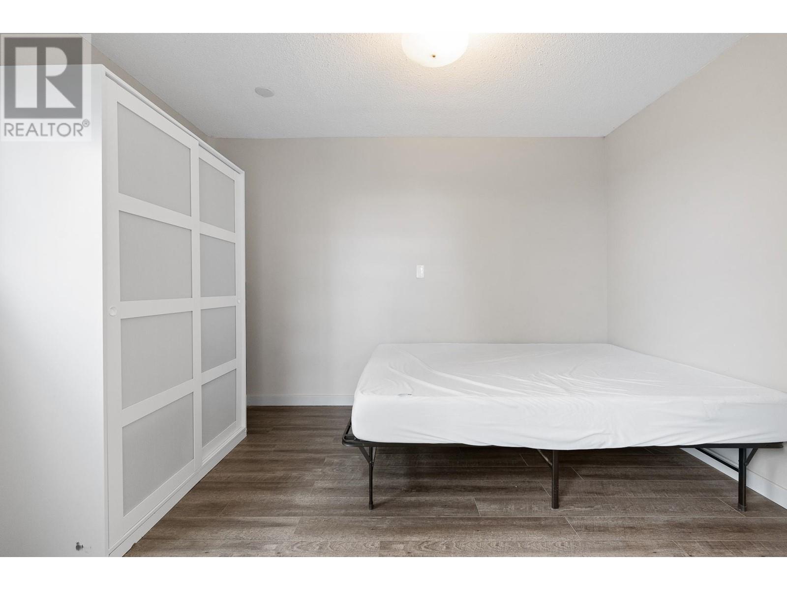 2217 Hillside Avenue, Coquitlam, British Columbia  V3K 1L3 - Photo 32 - R2990116