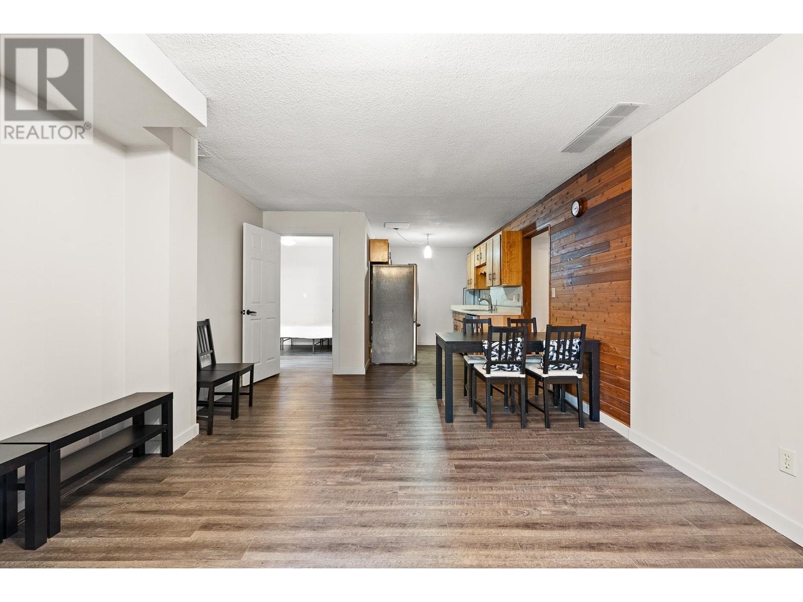 2217 Hillside Avenue, Coquitlam, British Columbia  V3K 1L3 - Photo 30 - R2990116