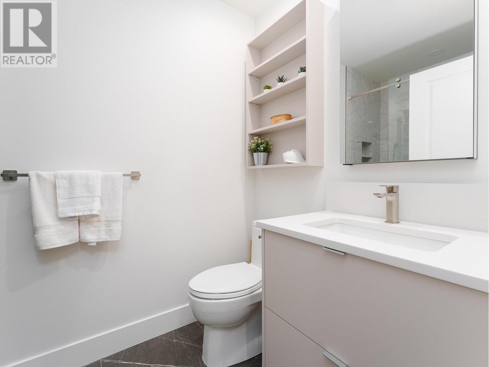 422 580 Raven Woods Drive, North Vancouver, British Columbia  V7G 2T2 - Photo 19 - R2990911