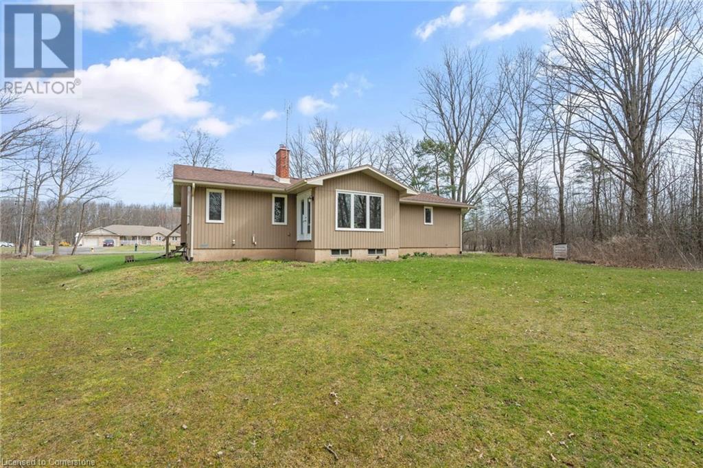 Property at 643 LINE 7 Road image 4