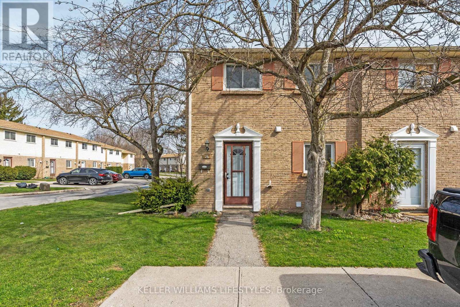 Property at 26 - 166 SOUTHDALE ROAD W image 1
