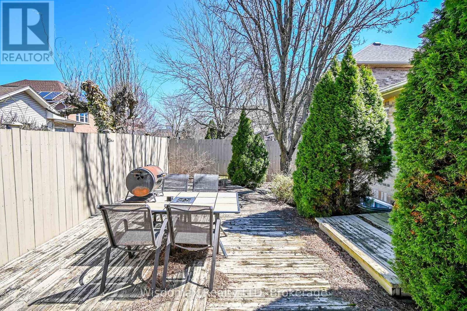 52 Stevens Drive, Niagara-On-The-Lake, Ontario  L0S 1J0 - Photo 33 - X12085370