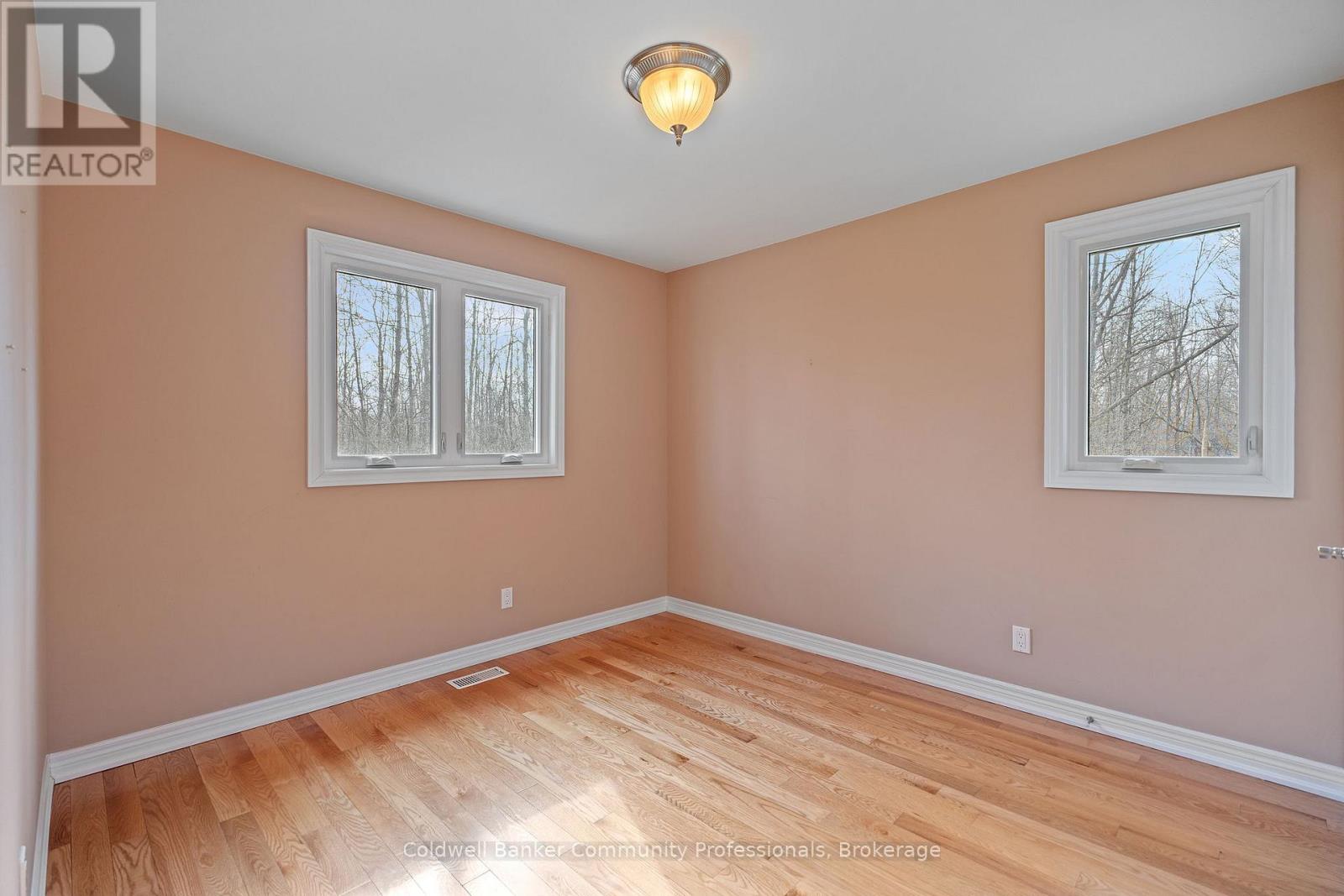 643 Line 7 Road N, Niagara-On-The-Lake, Ontario  L0S 1J0 - Photo 20 - X12085421