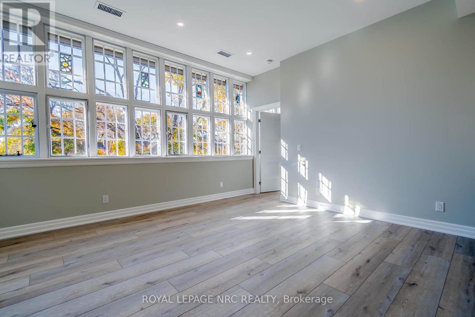 10 - 99 South Drive, St. Catharines, Ontario  L2R 0C5 - Photo 20 - X12085423