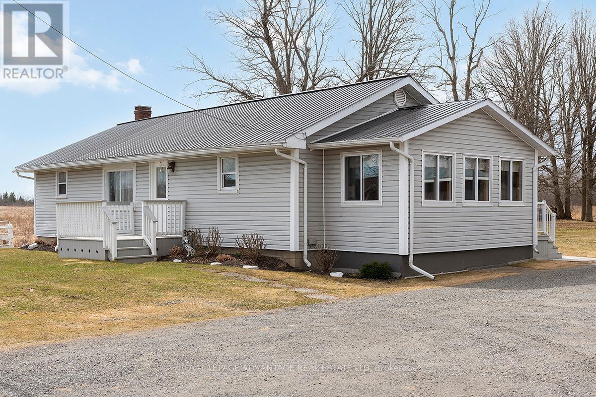 Property at 2925 RIDEAU FERRY ROAD image 4