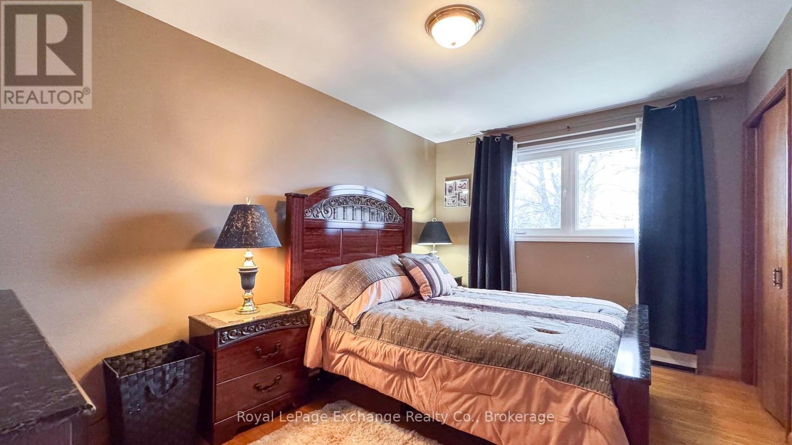 398 Kingsway Street, Kincardine, Ontario  N2Z 1W3 - Photo 19 - X12075387