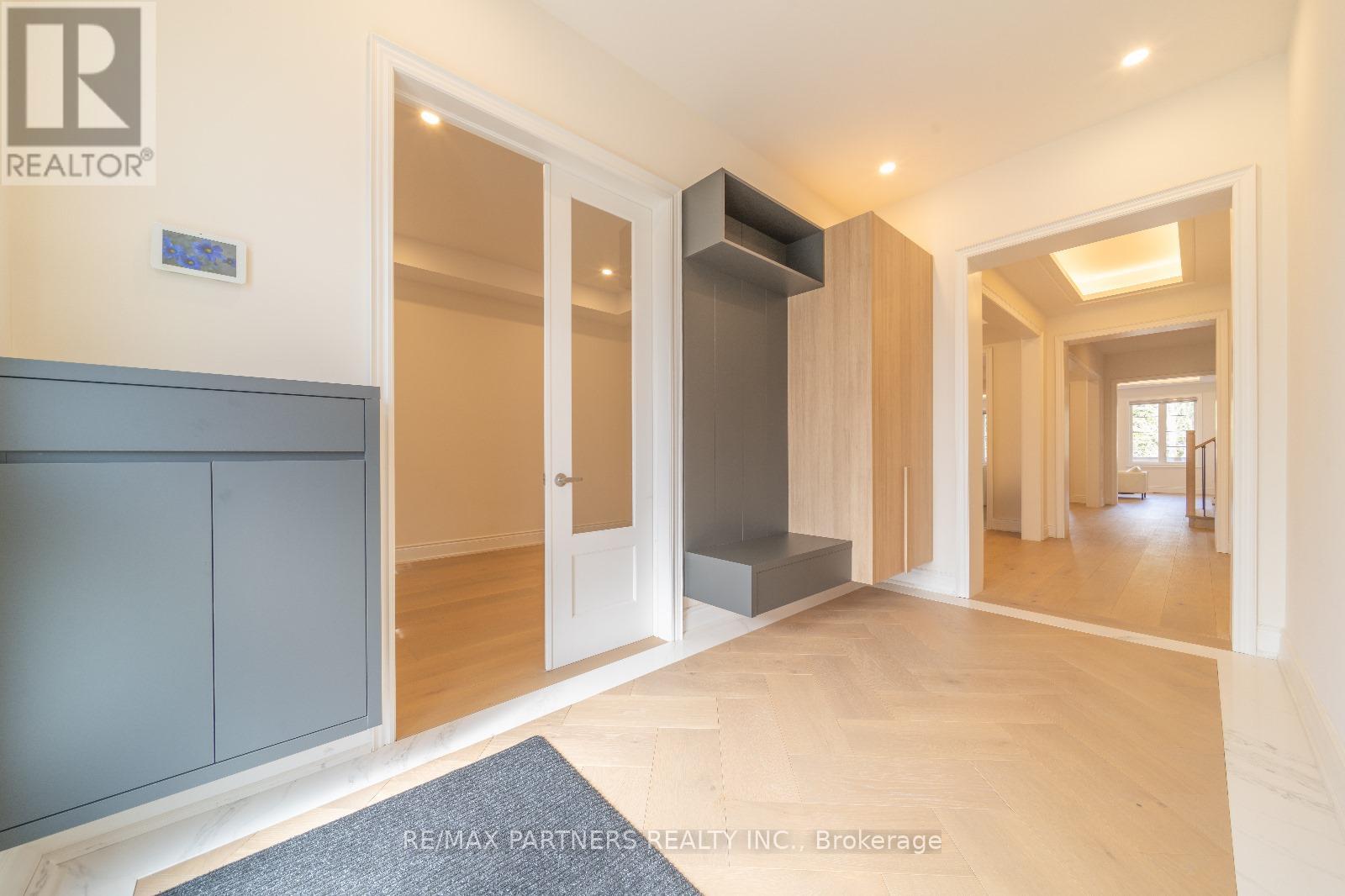 Property at 197 STEAM WHISTLE DRIVE image 3
