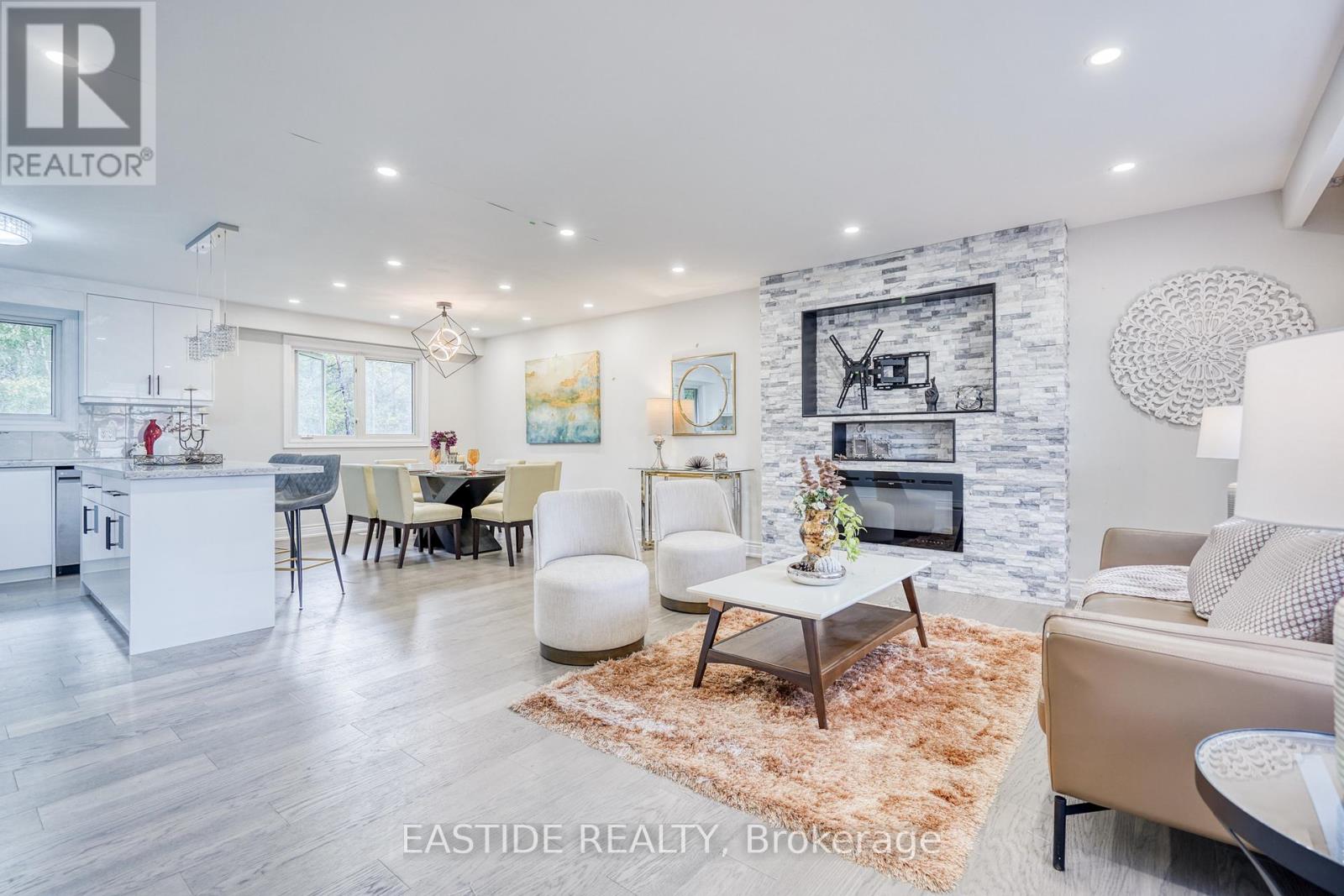 82 Miller Drive, Barrie, Ontario  L4N 9X3 - Photo 7 - S12085380
