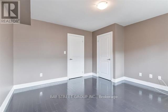 91 Ruby Lang Lane, Toronto, Ontario  M8Z 0B8 - Photo 21 - W12085385
