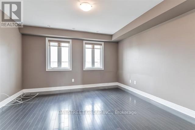 91 Ruby Lang Lane, Toronto, Ontario  M8Z 0B8 - Photo 22 - W12085385