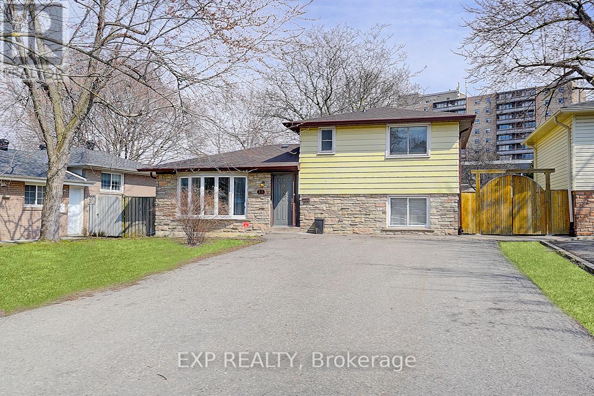 Property at 11 TULLAMORE ROAD image 2