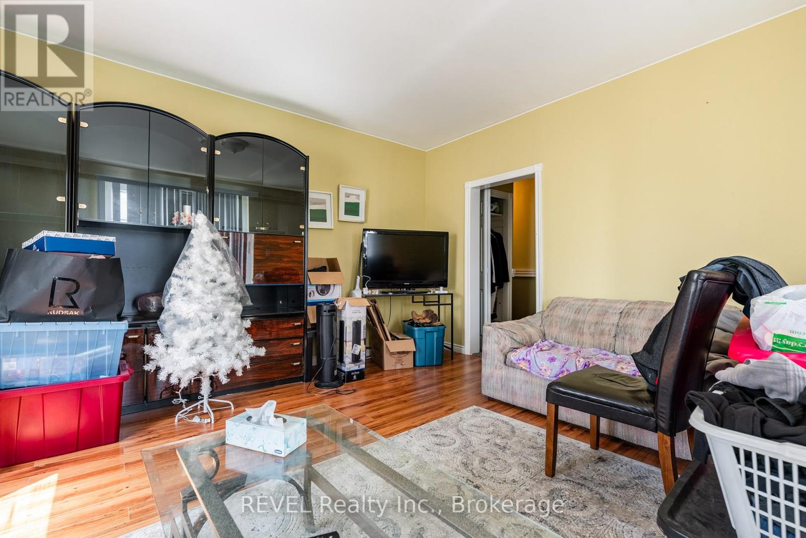 131 Niagara Street, St. Catharines, Ontario  L2R 4L6 - Photo 21 - X12085447