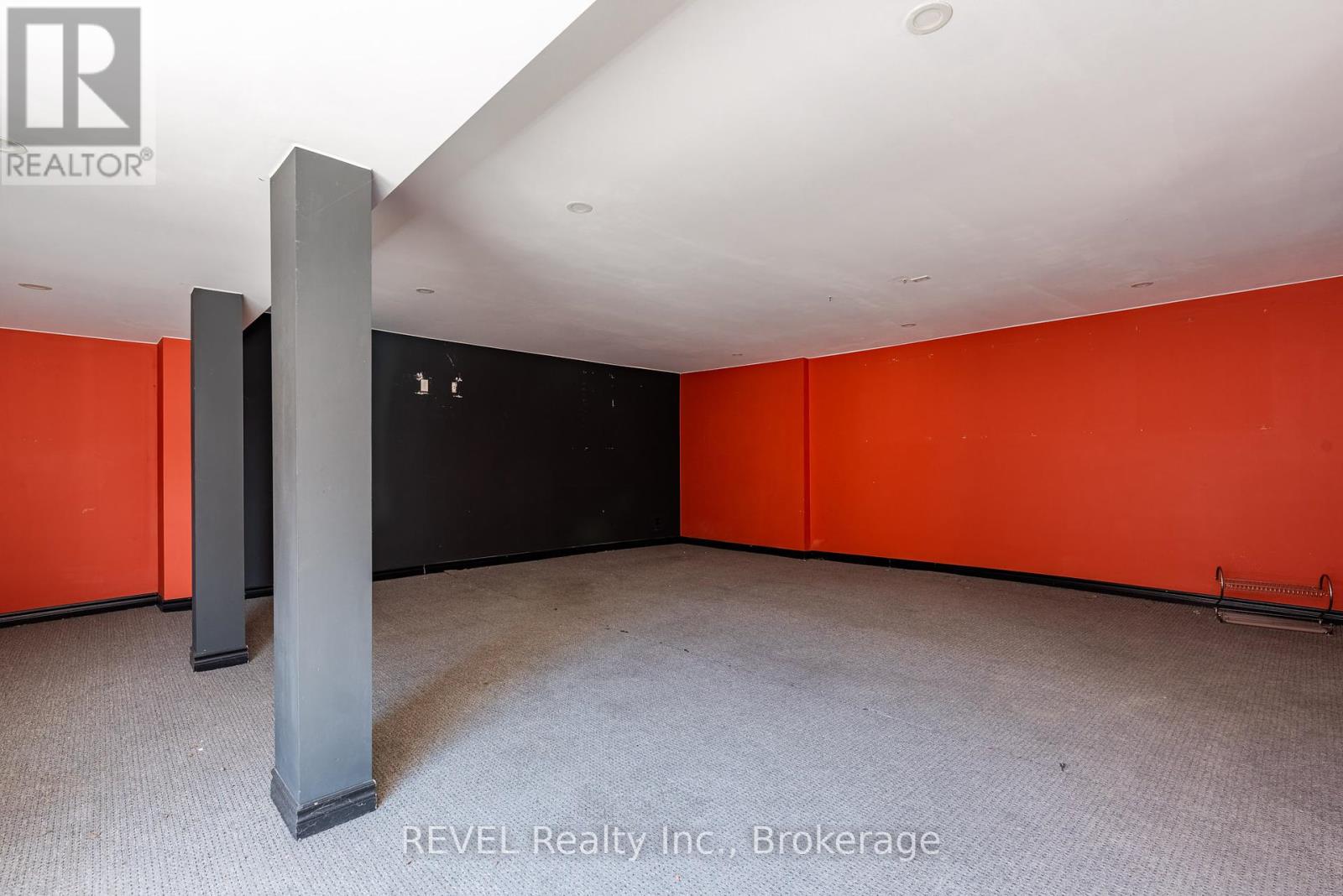 131 Niagara Street, St. Catharines, Ontario  L2R 4L6 - Photo 31 - X12085447