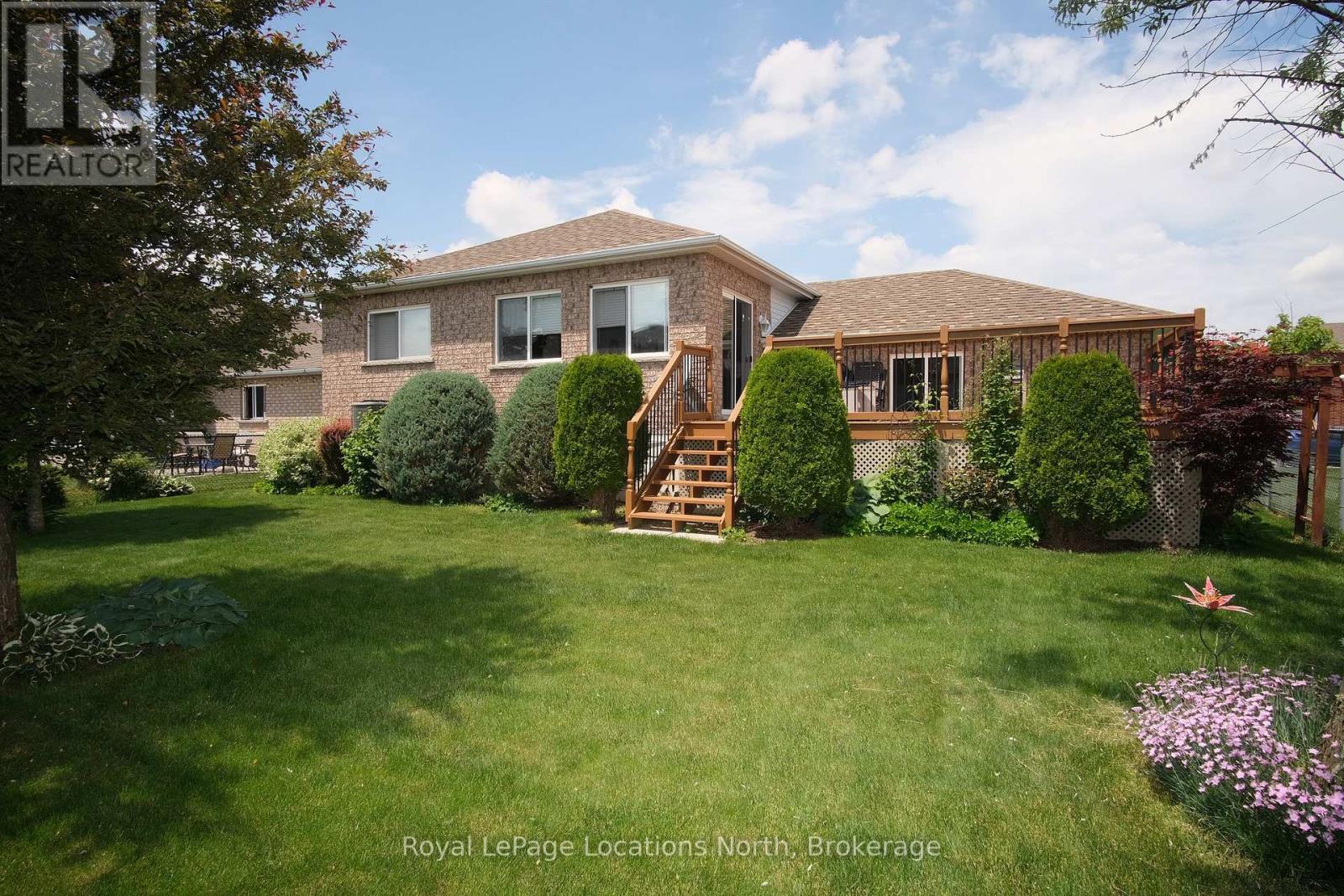 19 Whitfield Crescent, Springwater, Ontario  L0L 1P0 - Photo 7 - S12085441