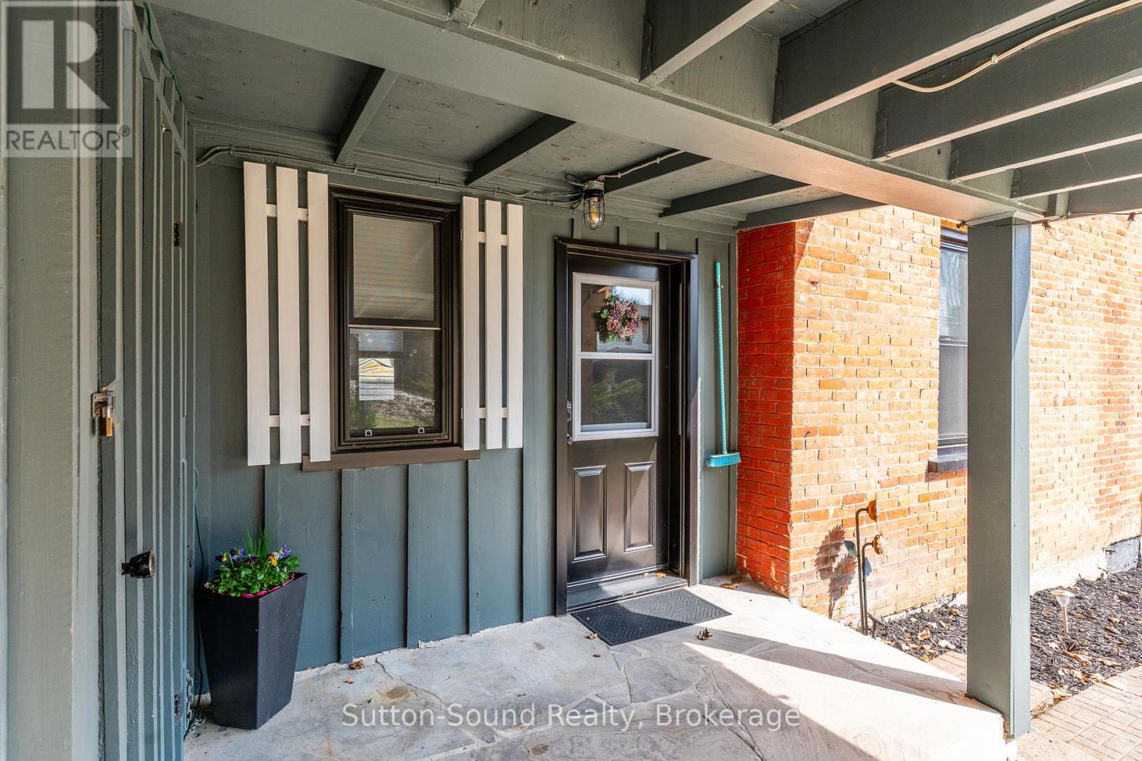 764 3rd 'a' Avenue W, Owen Sound, Ontario  N4K 4P3 - Photo 21 - X12085442