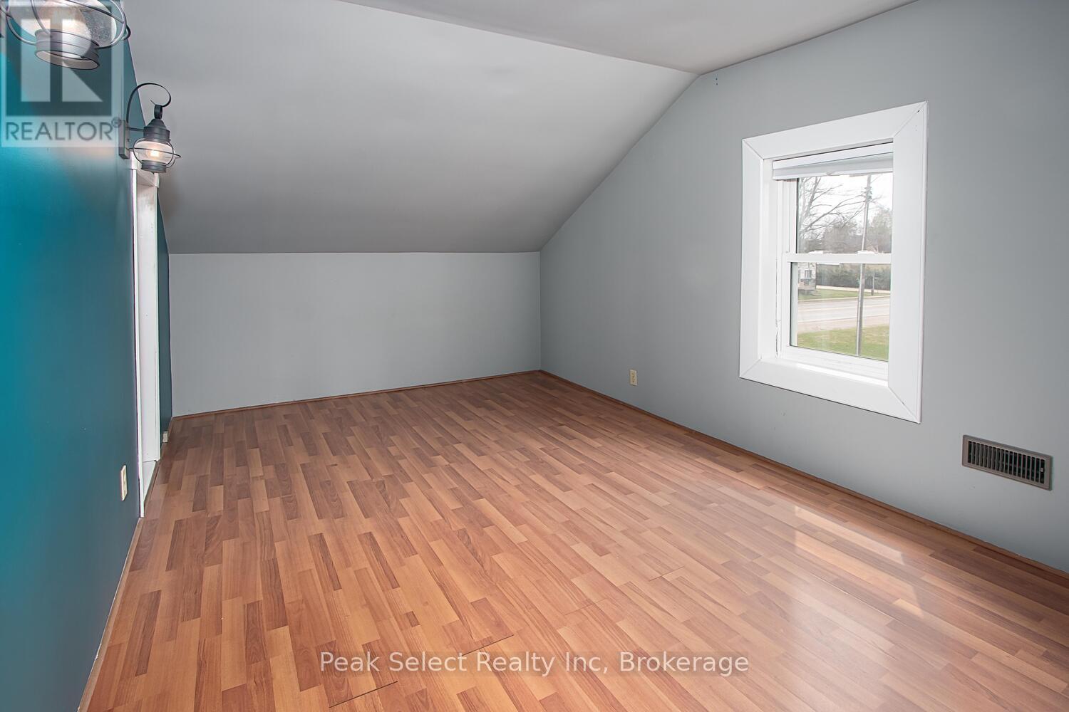 70393 Road 164 Road, South Huron, Ontario  N0K 1K0 - Photo 9 - X12085451