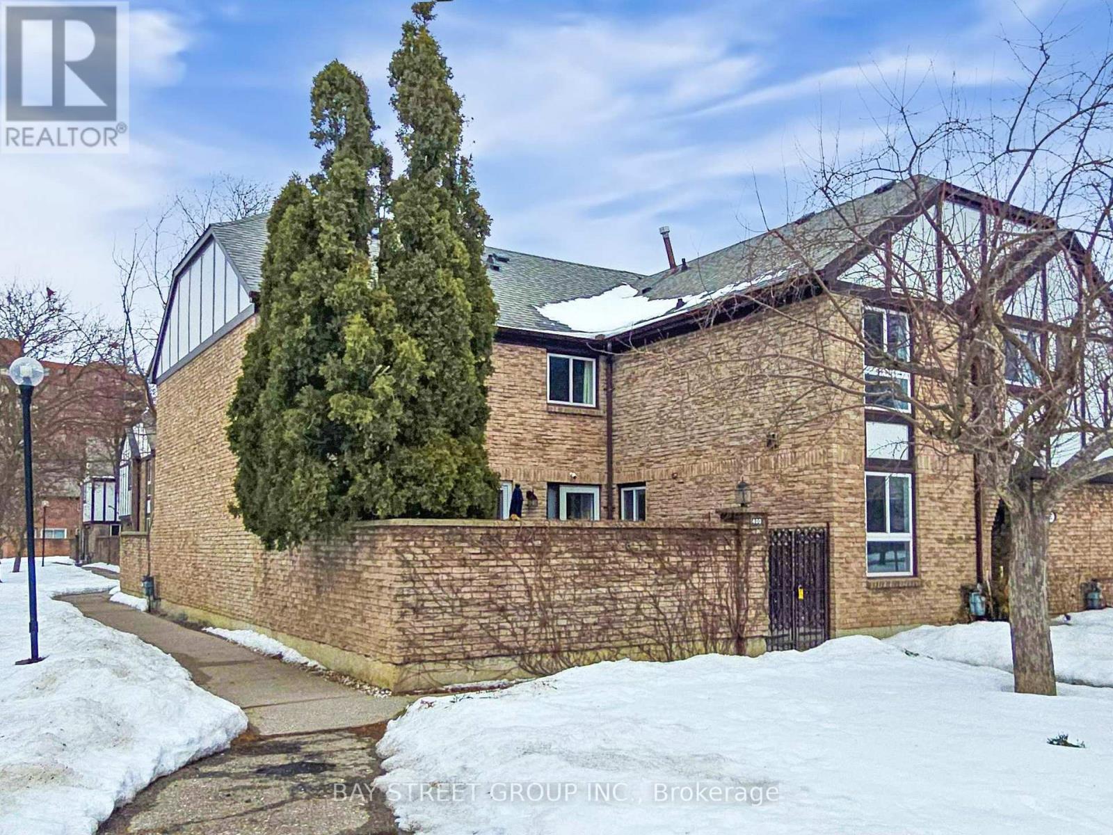 Property at 400 MILNER AVENUE image 1