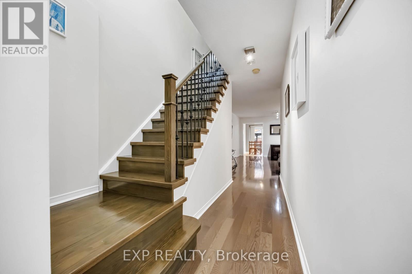 Property at 123 SASSAFRAS CIRCLE image 2