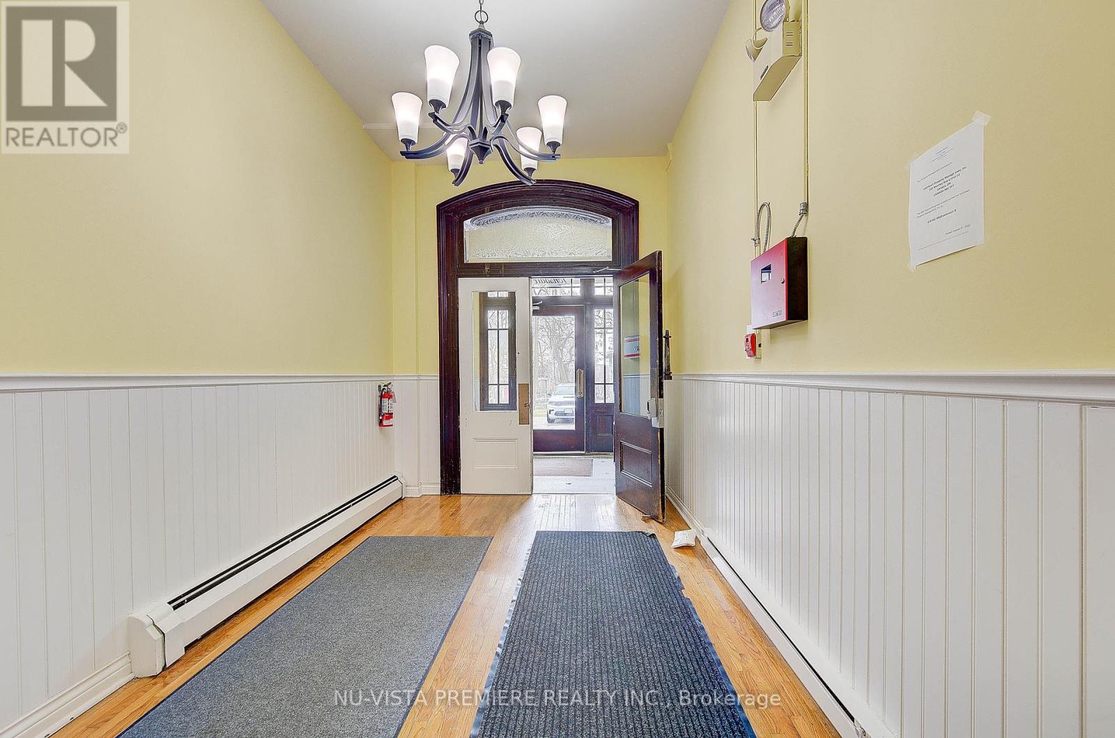 Photo 6 of 28 for 5 - 49 Ridout Street S