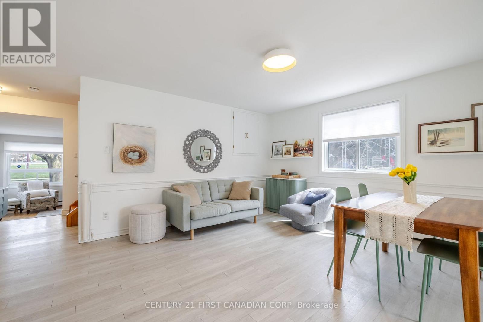 71 Belgrave Avenue, London South, Ontario  N6C 4B5 - Photo 8 - X12085513