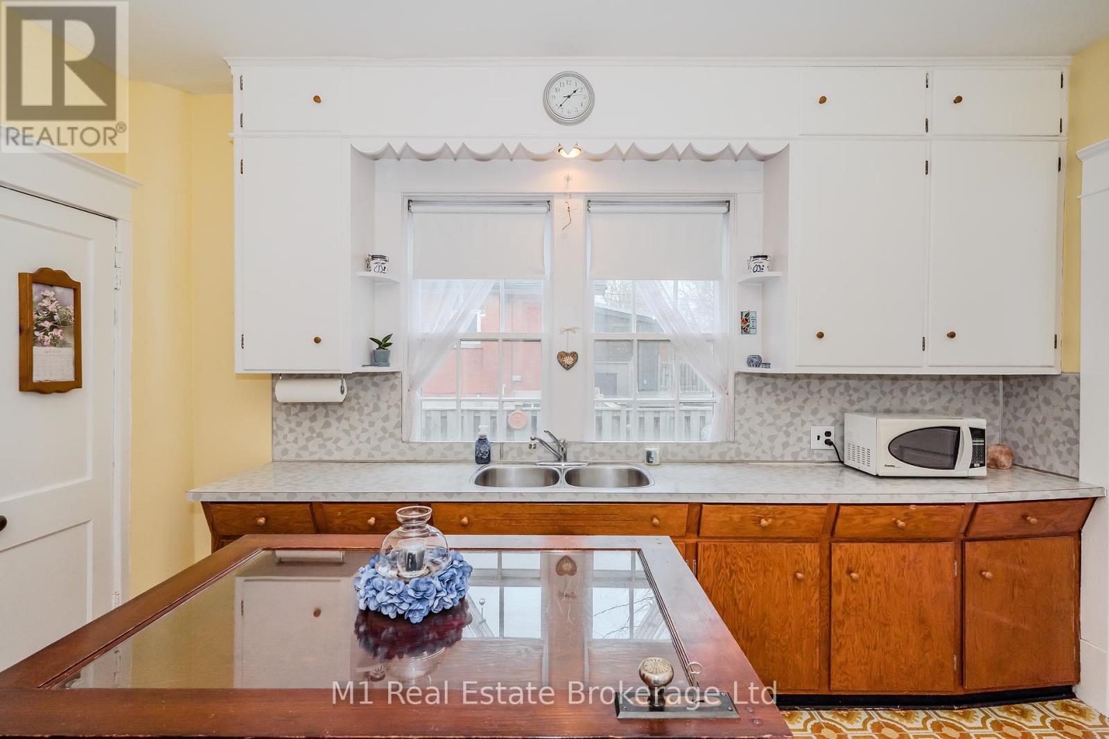 33 Verney Street, Guelph, Ontario  N1H 1N5 - Photo 20 - X12085503
