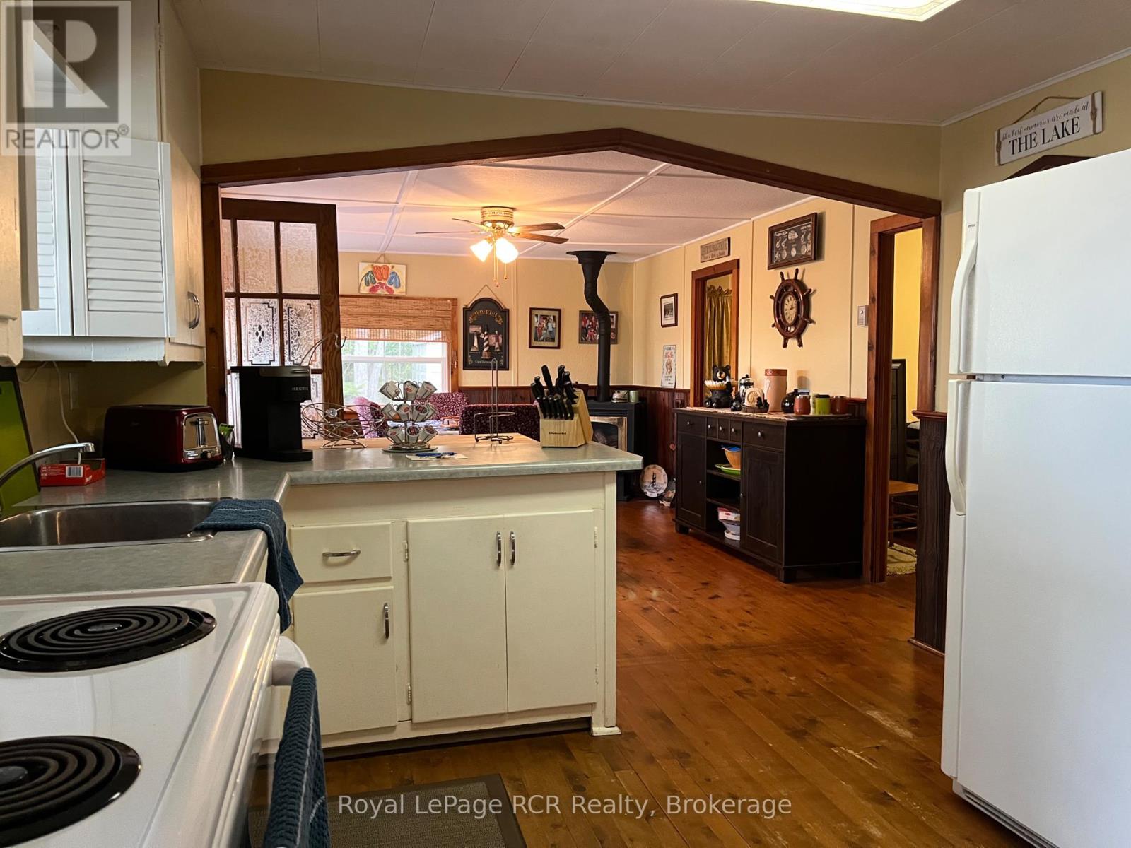 1371 2nd Avenue S, Native Leased Lands, Ontario  N0H 2L0 - Photo 10 - X12085509