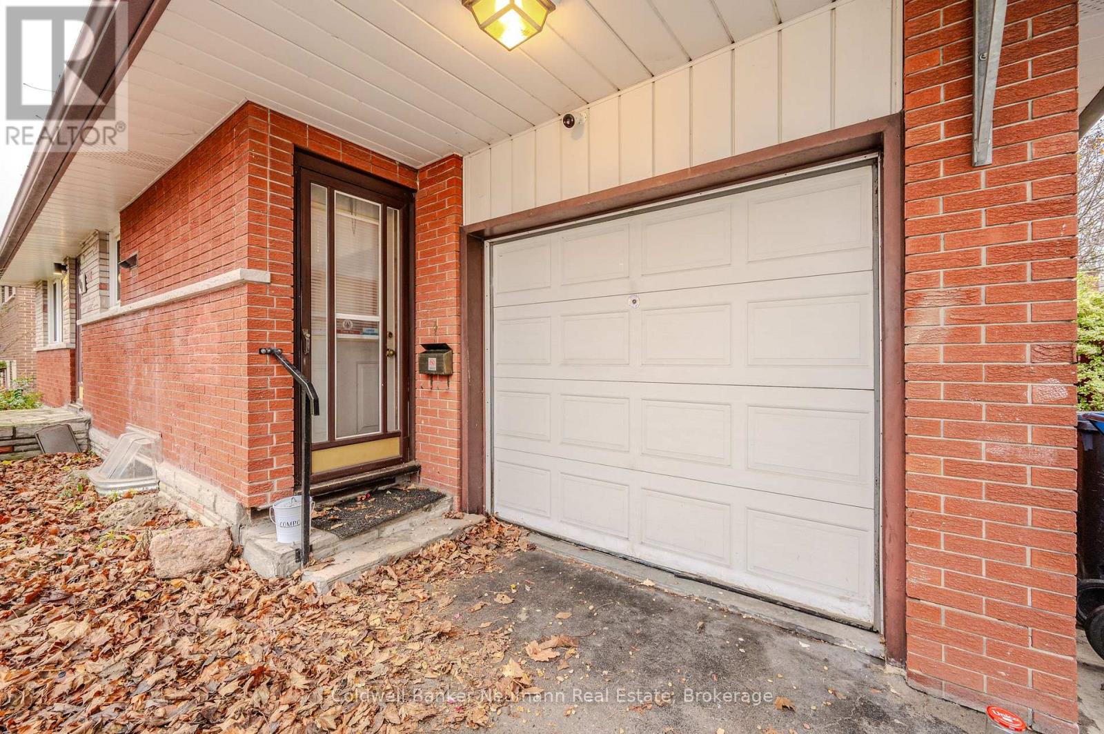 Property at 100 GUELPH STREET image 5
