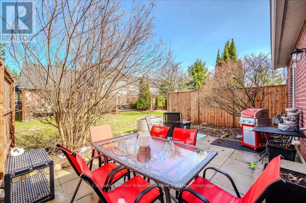 30 - 60 Ptarmigan Drive, Guelph, Ontario  N1C 1E5 - Photo 36 - X12085537