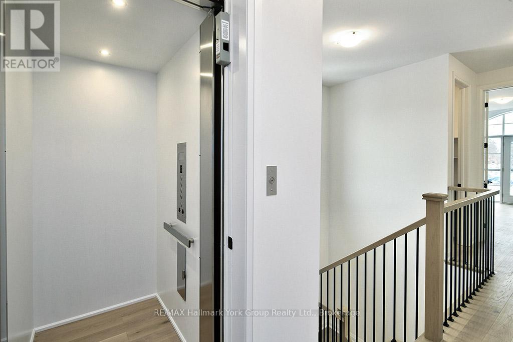 5 - 11 Bay Street, Blue Mountains, Ontario  N0H 2P0 - Photo 39 - X12085569