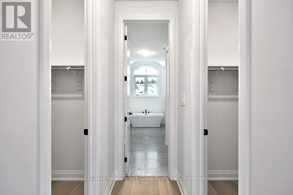 5 - 11 Bay Street, Blue Mountains, Ontario  N0H 2P0 - Photo 43 - X12085569