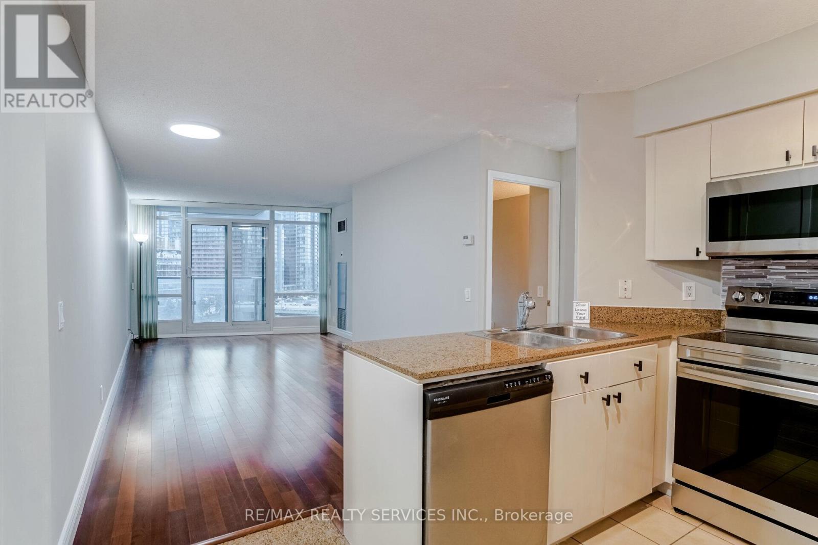 1008 - 361 Front Street W, Toronto, Ontario  M5V 3R5 - Photo 12 - C12085522