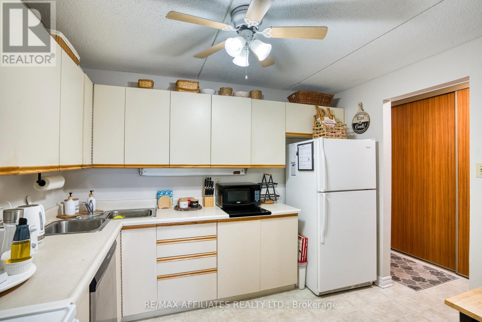 307 - 206 Woodward Street, Carleton Place, Ontario  K7C 4E9 - Photo 14 - X12085508