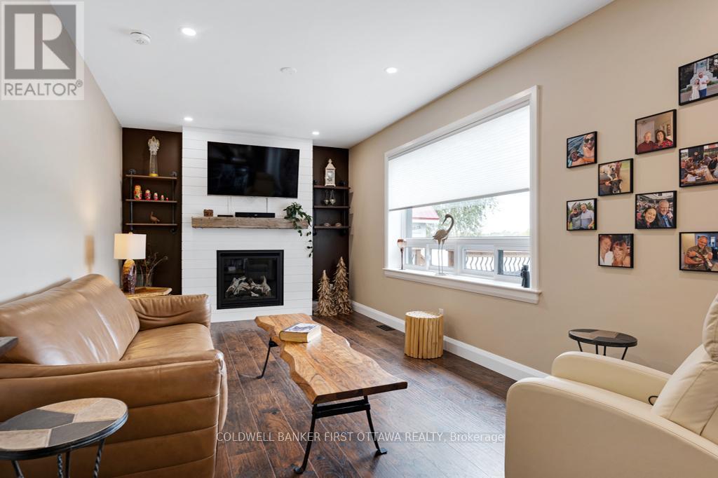 38 Tuttle Point Road, Edwardsburgh/cardinal, Ontario  K0E 1T1 - Photo 10 - X12085532