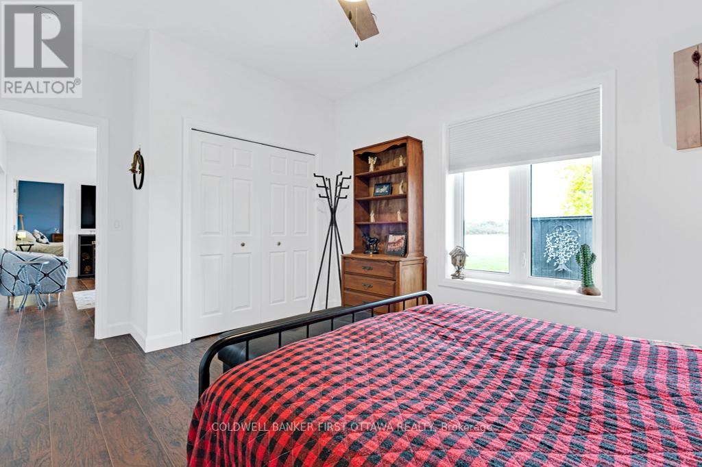 38 Tuttle Point Road, Edwardsburgh/cardinal, Ontario  K0E 1T1 - Photo 28 - X12085532
