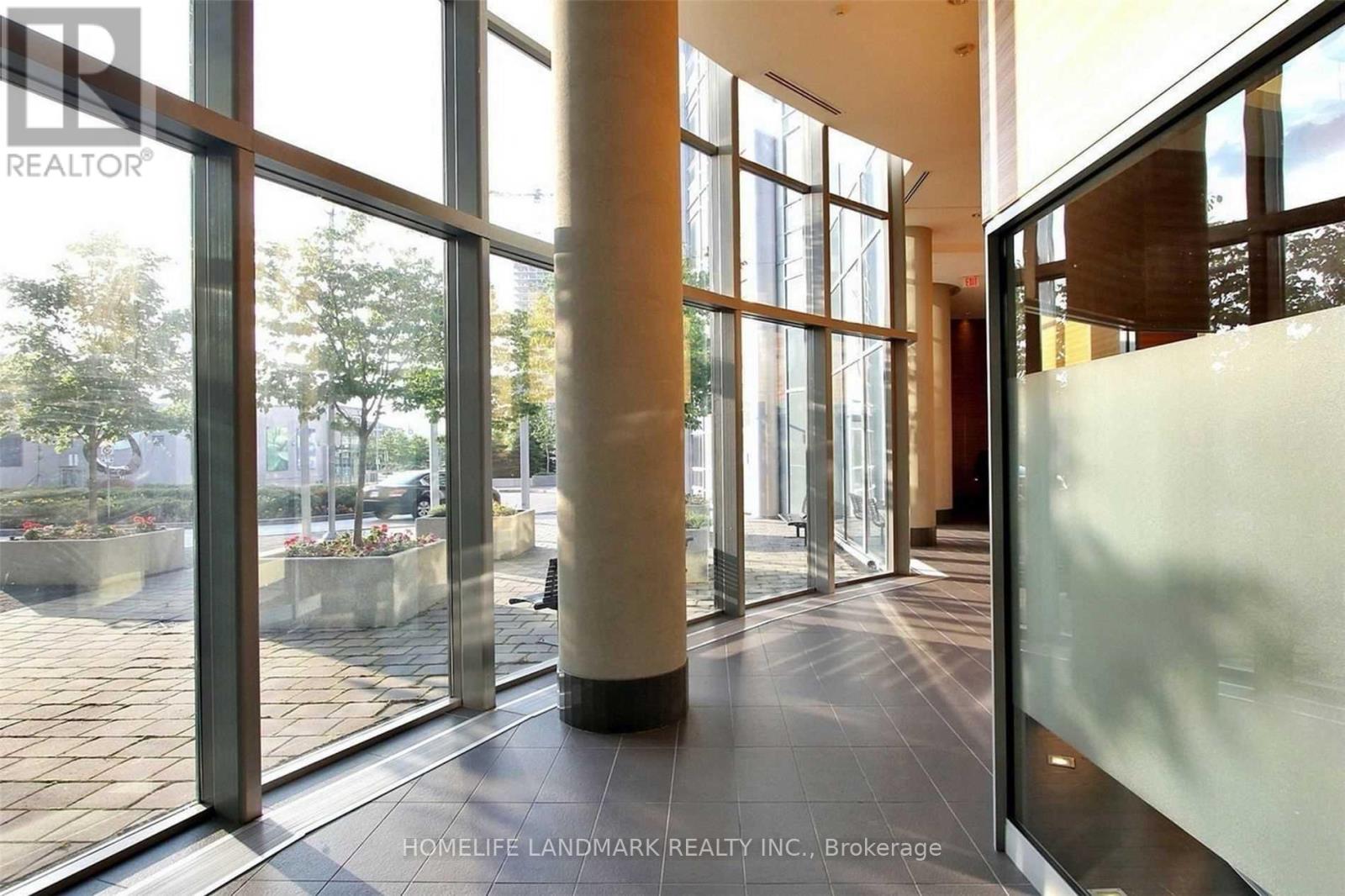 1111 - 125 Village Green Square, Toronto (Agincourt South-Malvern West), Ontario  M1S 0G3 - Photo 13 - E12085559