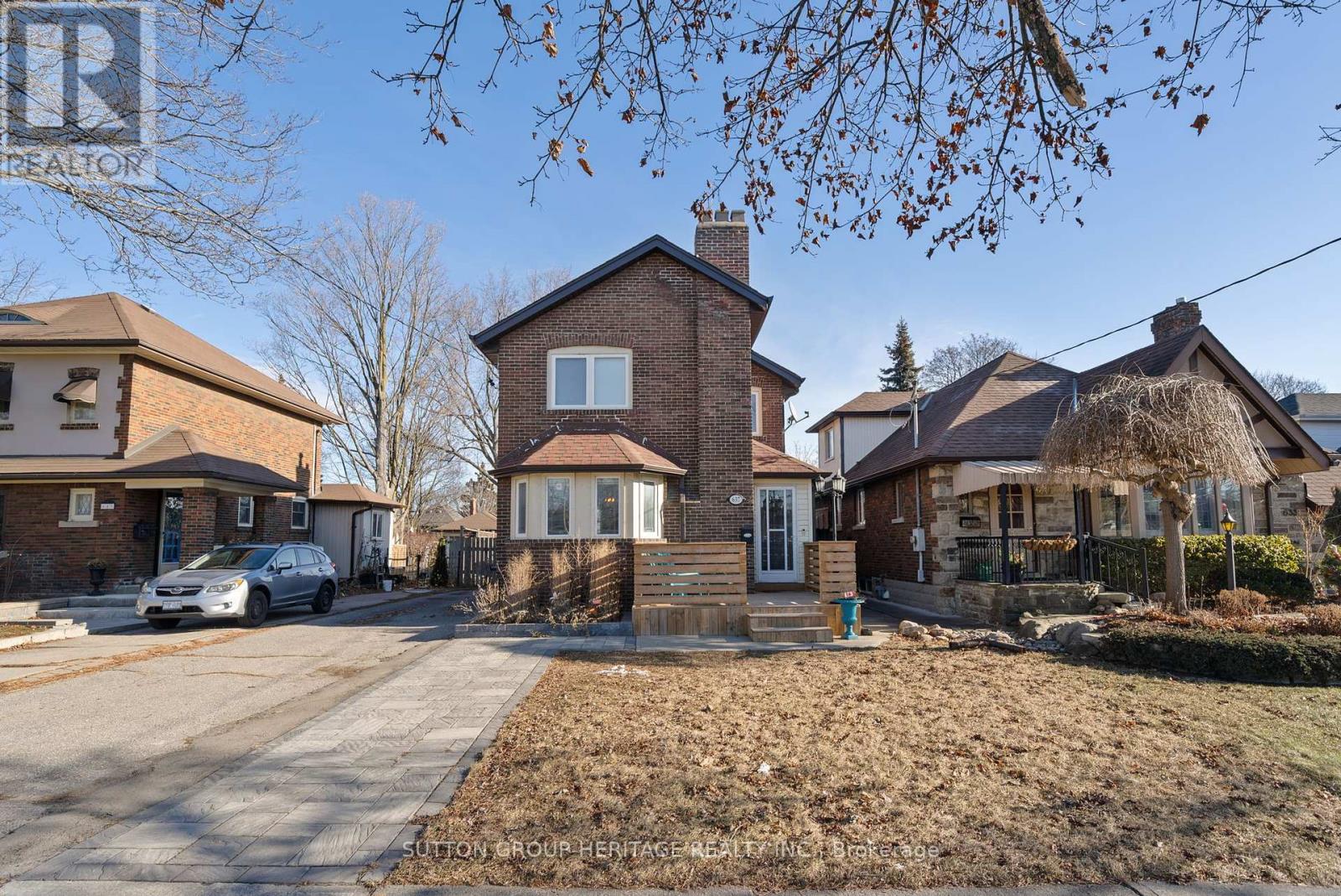 Property at 637 MASSON STREET image 1