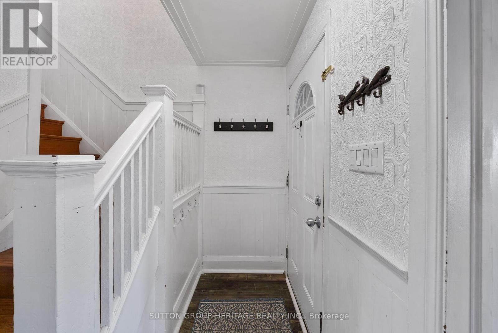 Property at 637 MASSON STREET image 5