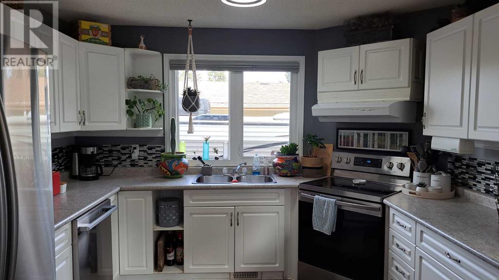 5513 37 Street, Lloydminster, Alberta  T9V 1J4 - Photo 6 - A2212278