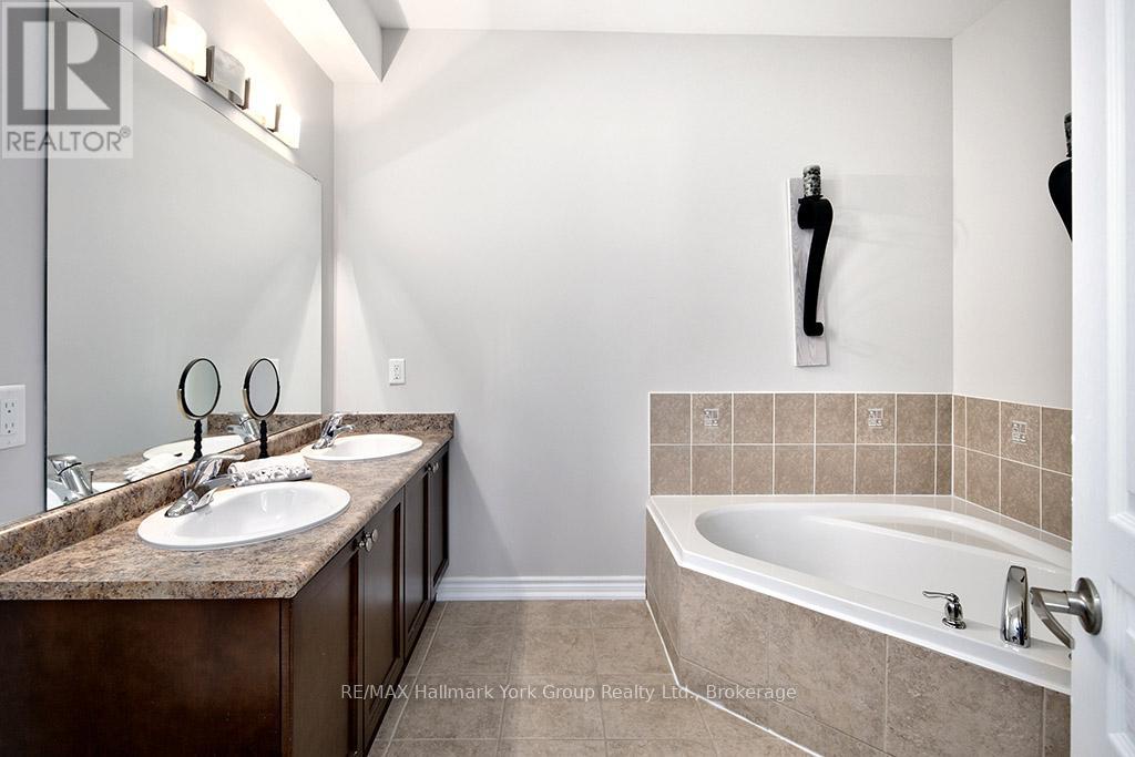 18 - 689616 Monterra Road, Blue Mountains, Ontario  L9Y 0W3 - Photo 33 - X12085562