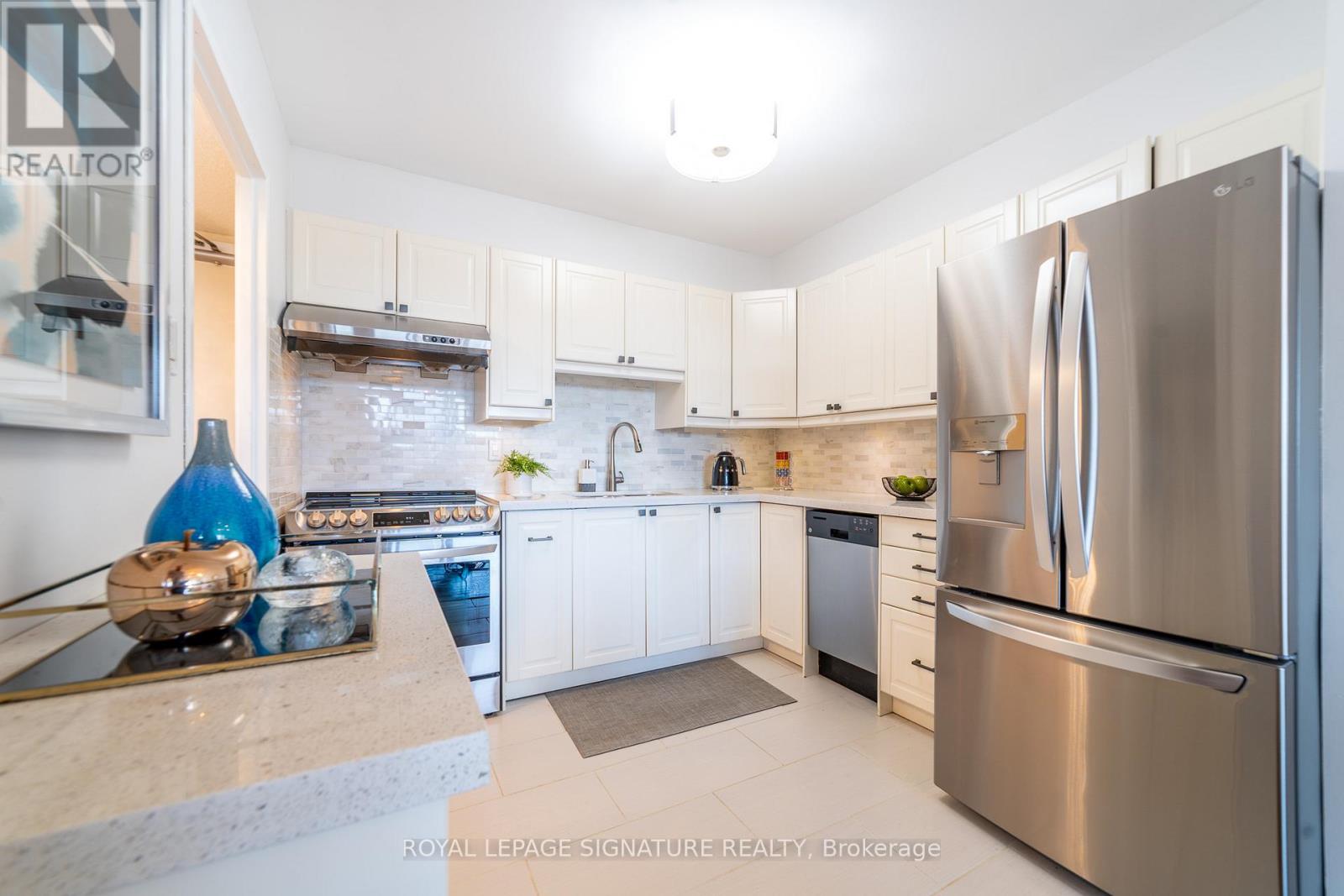 406 - 10 Fashion Roseway Way E, Toronto, Ontario  M2N 6B6 - Photo 11 - C12085272
