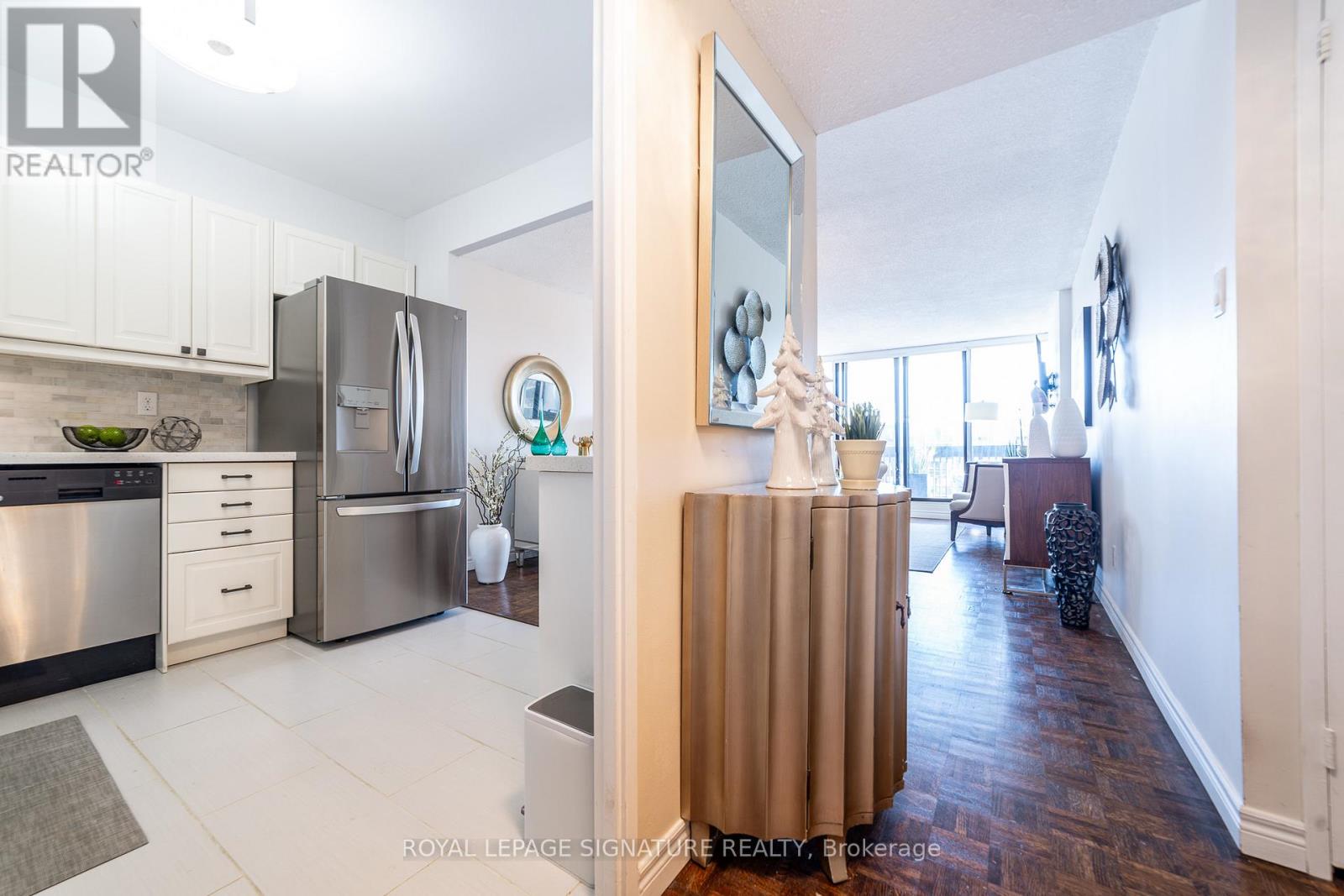 406 - 10 Fashion Roseway Way E, Toronto, Ontario  M2N 6B6 - Photo 6 - C12085272